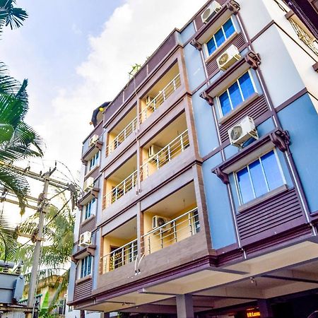 Fabhotel Ir Luxaria غاواهاتي المظهر الخارجي الصورة