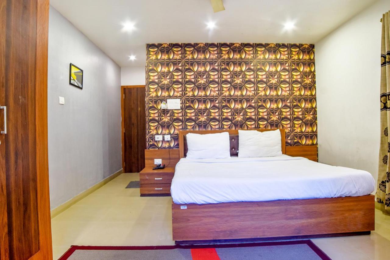 Fabhotel Ir Luxaria غاواهاتي المظهر الخارجي الصورة